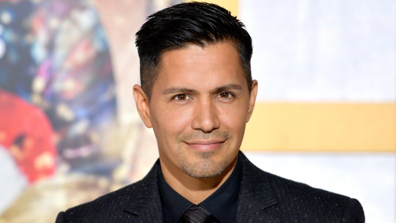 Jay Hernandez Social Media Account